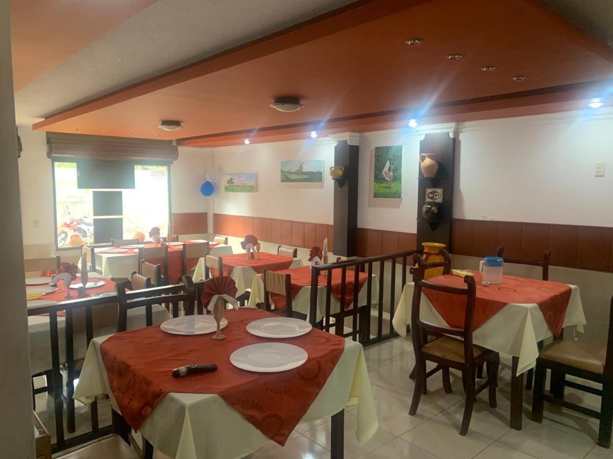 Hostal Jora Continental Котакачи Екстериор снимка