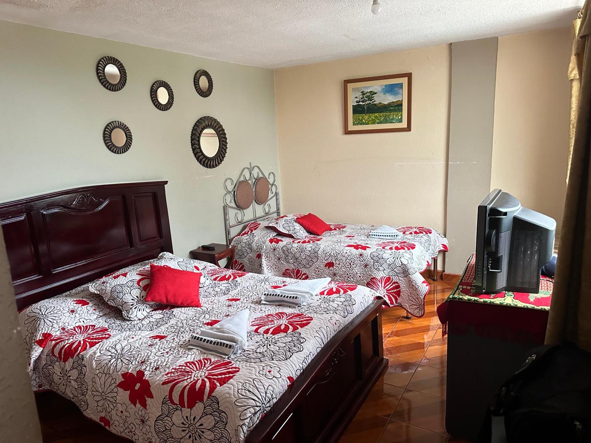 Hostal Jora Continental Котакачи Екстериор снимка